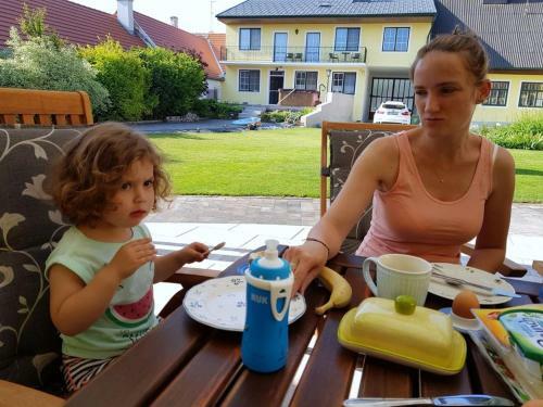 Apartamento Fewo Kunterbunt