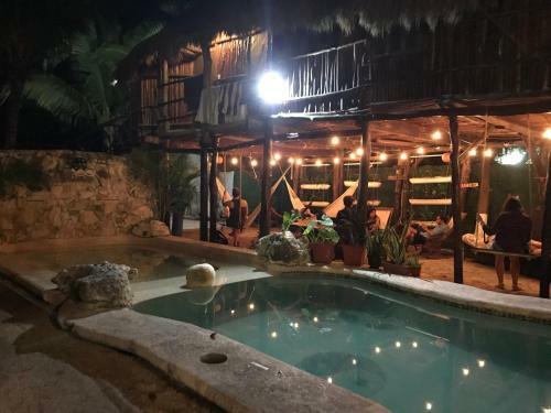 Bed & Breakfast Lobo Inn Tulum