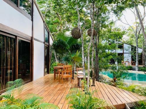 Nahouse Jungle Lodges