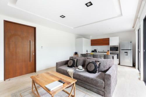 Boho Condo Infinity Rooftop Pool Gym