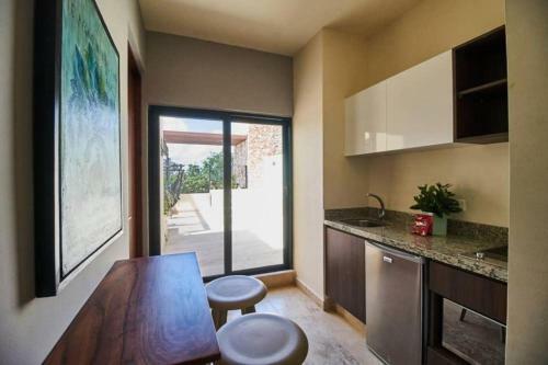 Private Plunge Pool Apartment