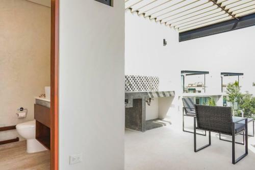 Penthouse Duplex Studio Rooftop Pool Gym