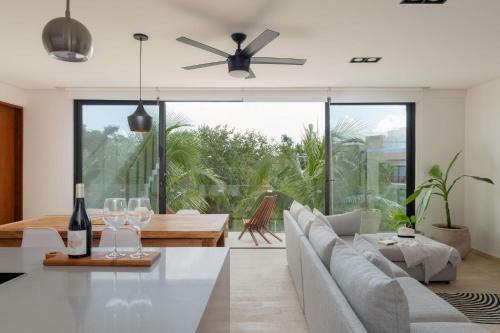Luxury Duplex Penthouse Private Rooftop Pool View