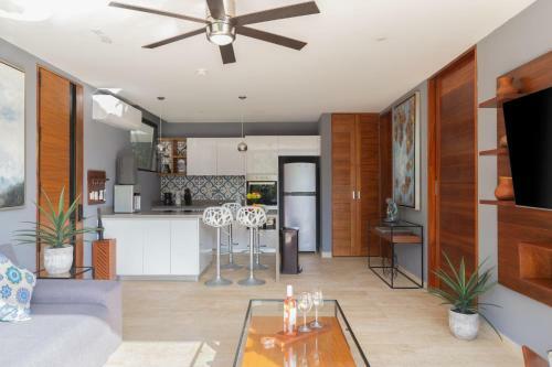 Chic Decor 1bdr Pool Spa Gym