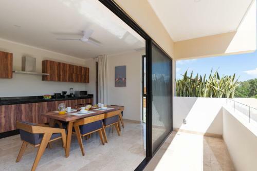 Comfy 2 Apartments In One Rooftop Pool Gym Sky Bar