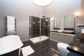 No. 11 Boutique Hotel