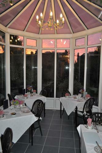 Hostal Ashdene House