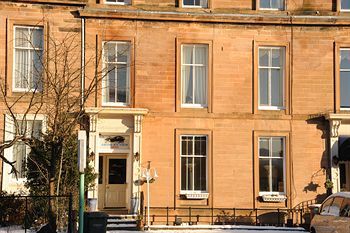 Bed & Breakfast Mcgregors Guest House