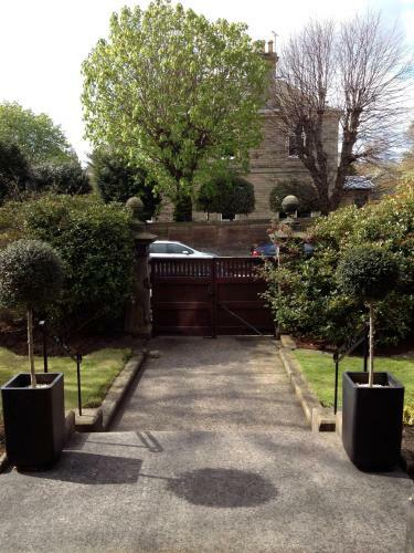 Bed & Breakfast Claremont House