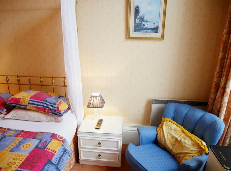Ritz Hotel