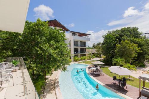 Central Park 1 Br Condo Spa Pool Gym Wifi