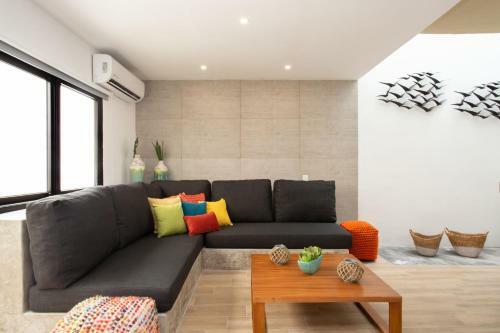 Luxury Apartment2 Bedroompoollaundry Center