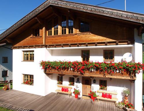 Apartamento Alpenferienwohnung Strickner
