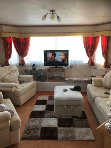 Plot 118 The Grange, Ingoldmells. A Lovely 6 Berth Static Caravan