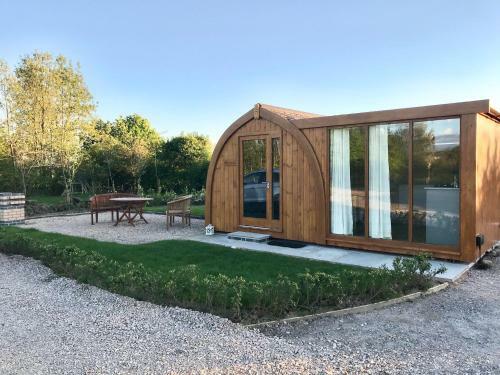 Orchard Glamping