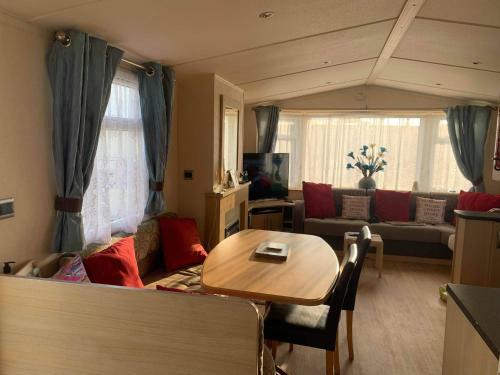 Serendipity Caravan Hire