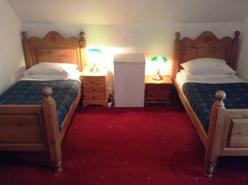 Hostal Rosehall Hotel