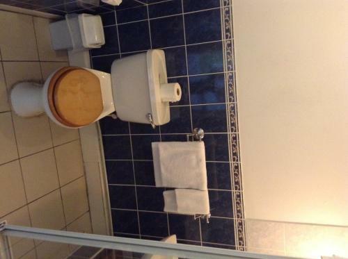 Hostal Rosehall Hotel
