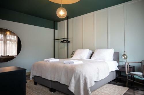 Hotel Mr Lewis Haarlem