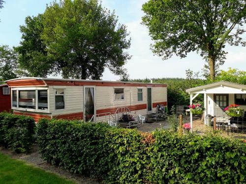 Stacaravan Met Wifi En Zwembad