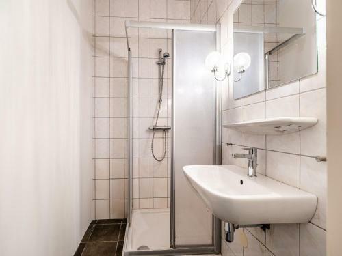 Spacious Farmhouse In Silvolde With Garden