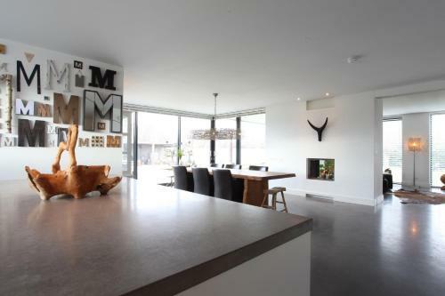 Villa M