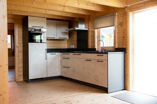 Luxe Chalets In Zeeland Aan de Kust