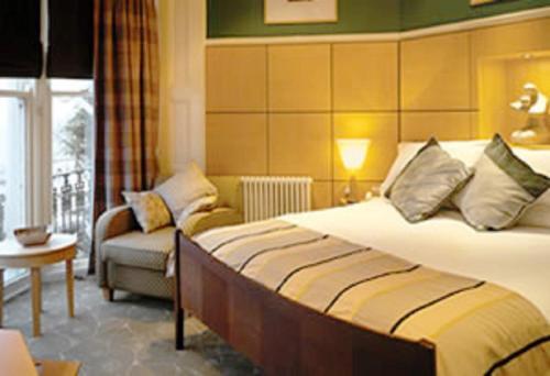 Royal Hotel