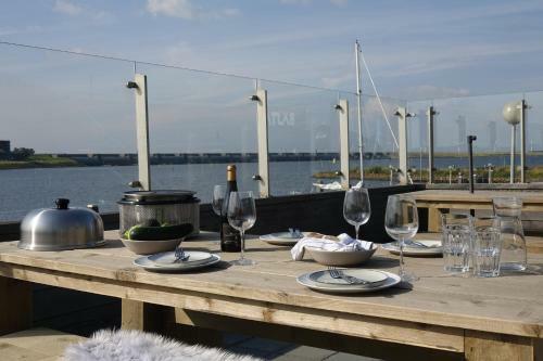 Apartamento Dock Hotel Stellendam