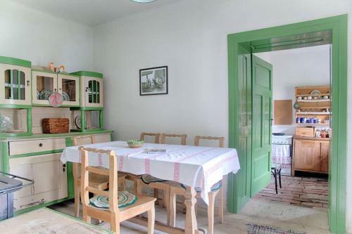 Experience Transylvania M?l�ncrav 276a