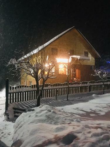 Hostal Pensiunea Alexolar