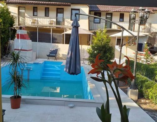 Hostal Vila Lucia