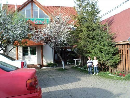 Hostal Randev� Panzi�