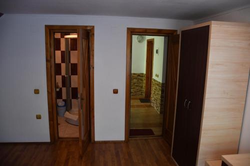 Hostal Vila Simona