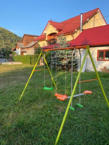 Hostal Casa Cu Flori Moisei