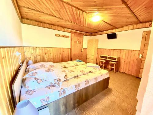 Hostal Valea Cu Molizi