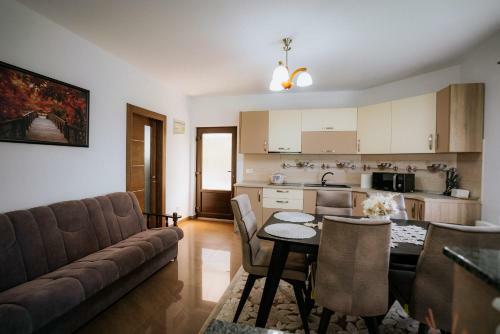 Hostal Pensiunea Diana