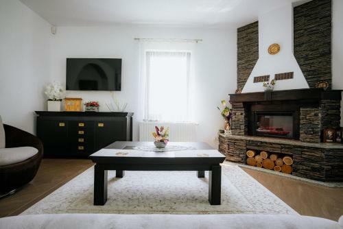 Hostal Pensiunea Diana