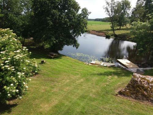 Villa Holiday House On Riverside