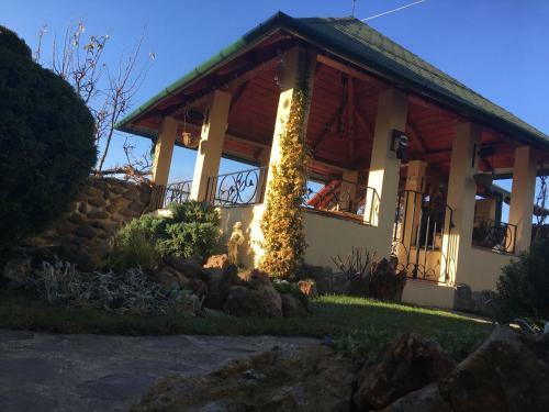 Hostal Casa Moldovan ( Coltisorul Meu de Rai)