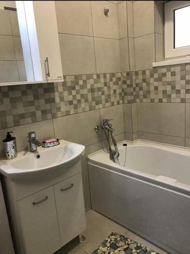 Apartament Ella