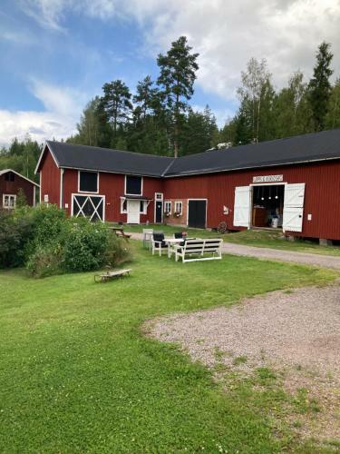 G�rd M�rbacka Bed & Breakfast