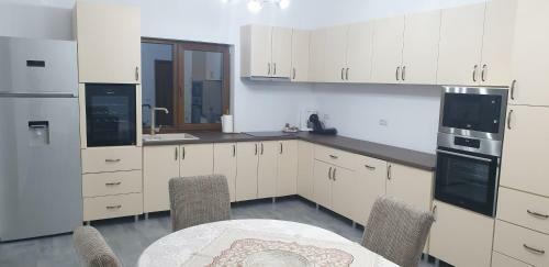 Hostal Casa Mucenic