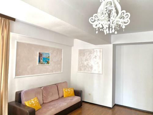 Nikolas Summerland Apartments