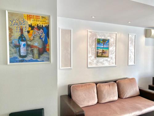 Nikolas Summerland Apartments
