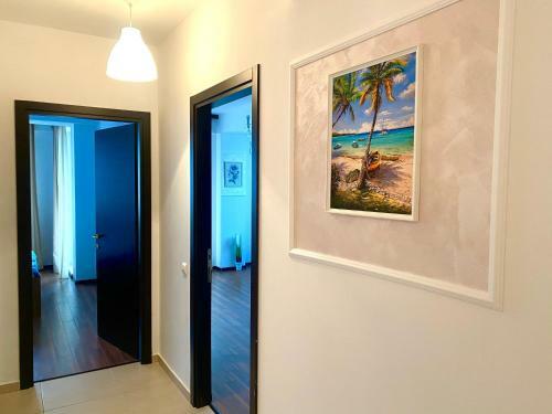 Nikolas Summerland Apartments