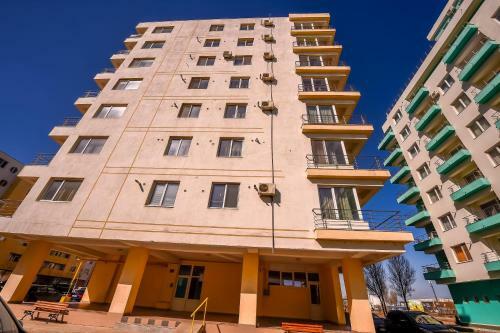 Summer Breeze - Summerland Apartment