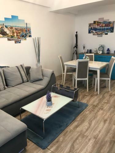 Apartament Summerland Vedere La Mare