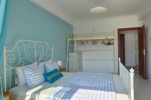 Sailing Lake Mamaia Apartment