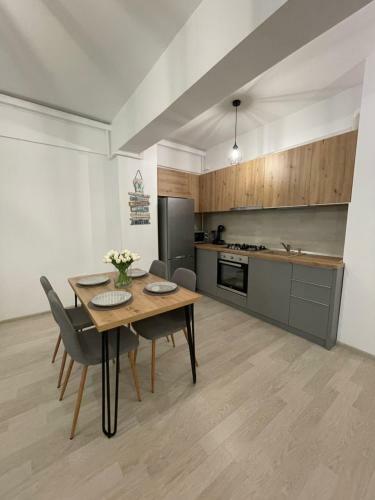Mamaia Moonlight Apartment